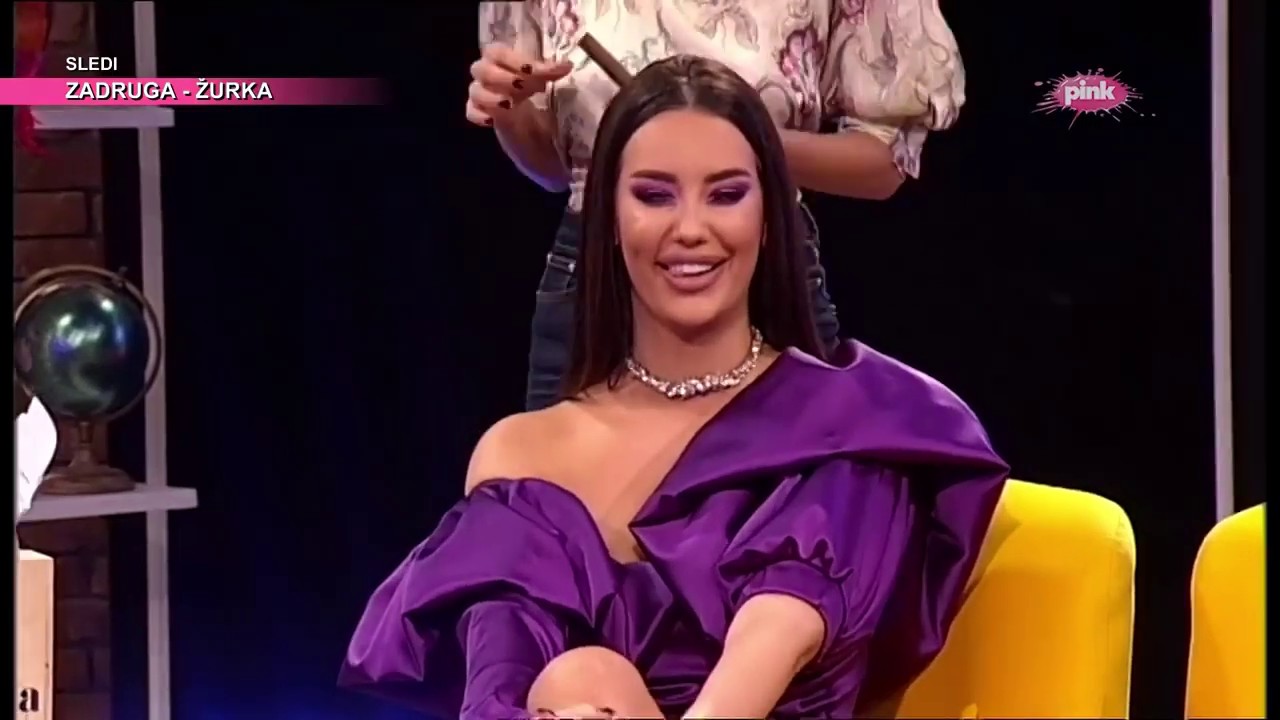 Katarina Grujic - Reklamiranje proizvoda Ami G Show - (Pink Tv 26.11.2019.)