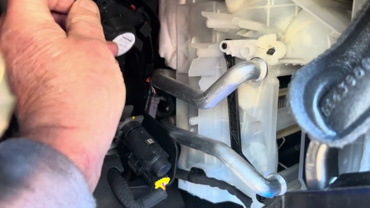 Peugeot 3008 heater matrix replacement