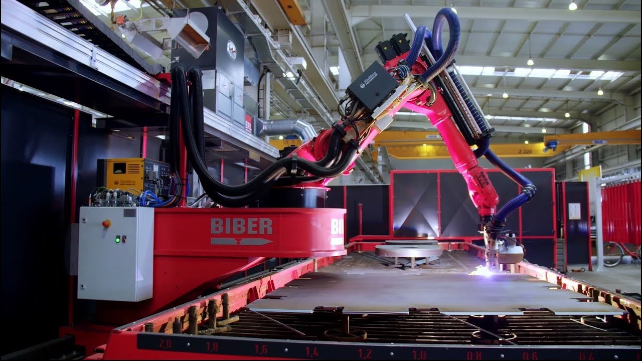 Roboterschneidanlage BIBER bei der Liebherr-MCCtec Rostock GmbH