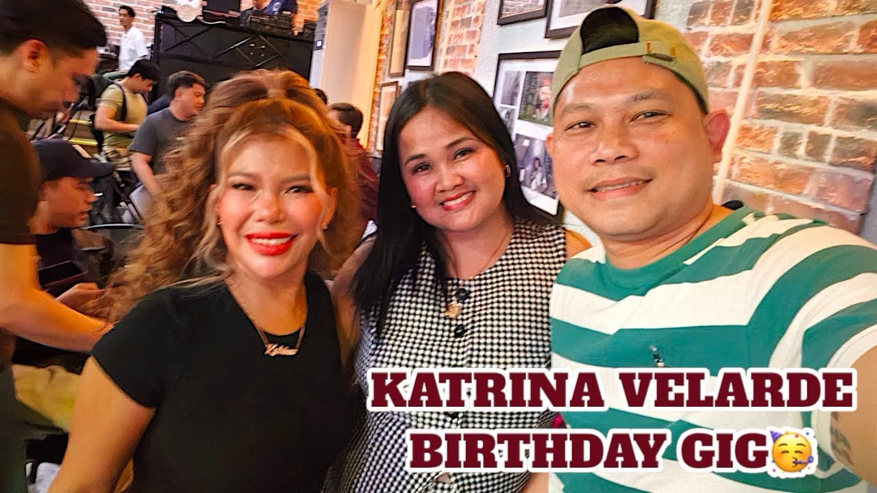 BIRTHDAY GIG NI IDOL🥰
