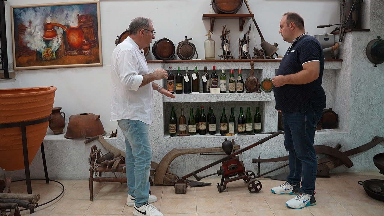 Историјата на Кавадарци раскажана преку виното, храната и музиката и музејот - Куќа на мирис и вкус
