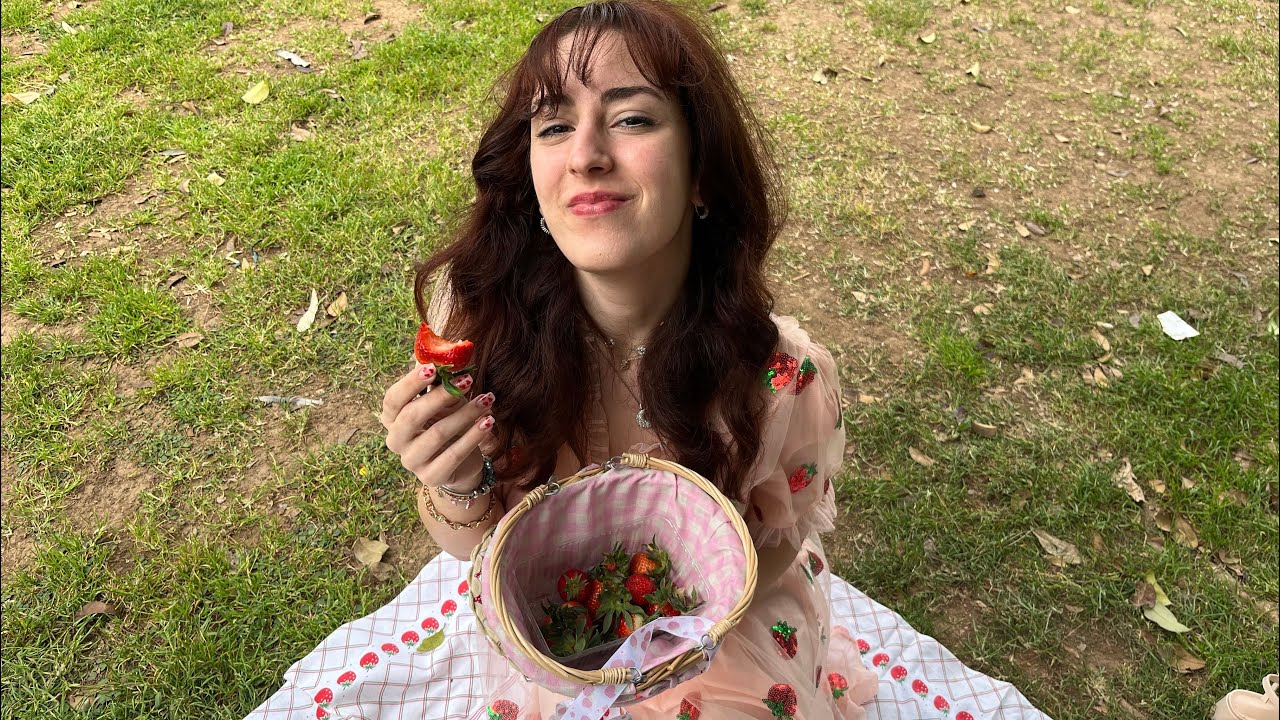 Asmr Strawberry Party!🍓