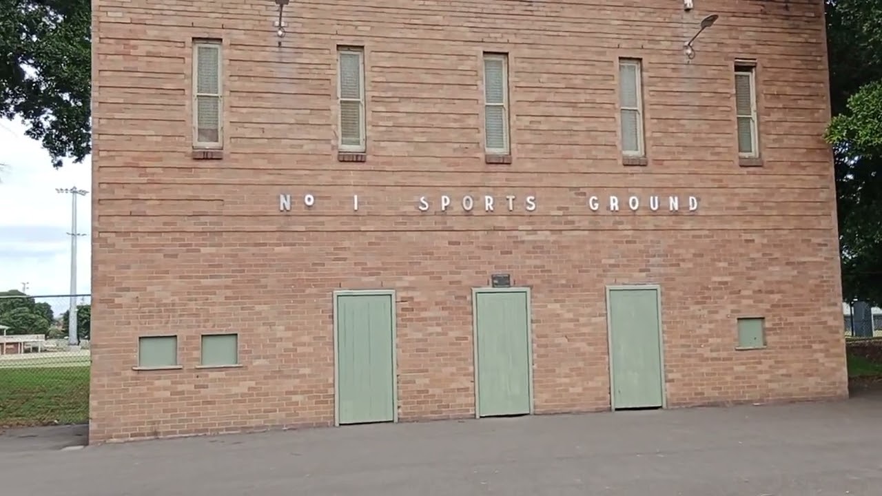 A Walk Around Cooks Hill Part 4