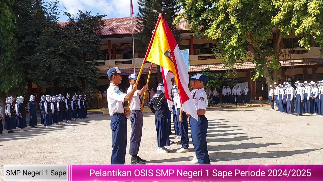 Pelantikan Pengurus OSIS SMP Negeri 1 Sape | Periode 2024/2025