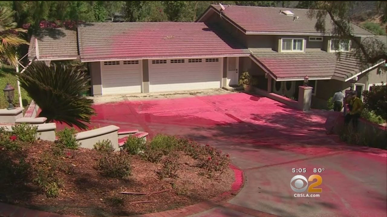 Homeowners Assess Fire Damage