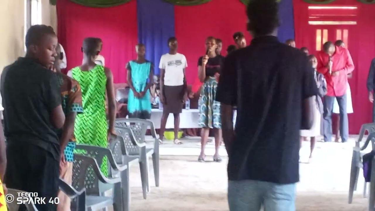 Mariwa church worship