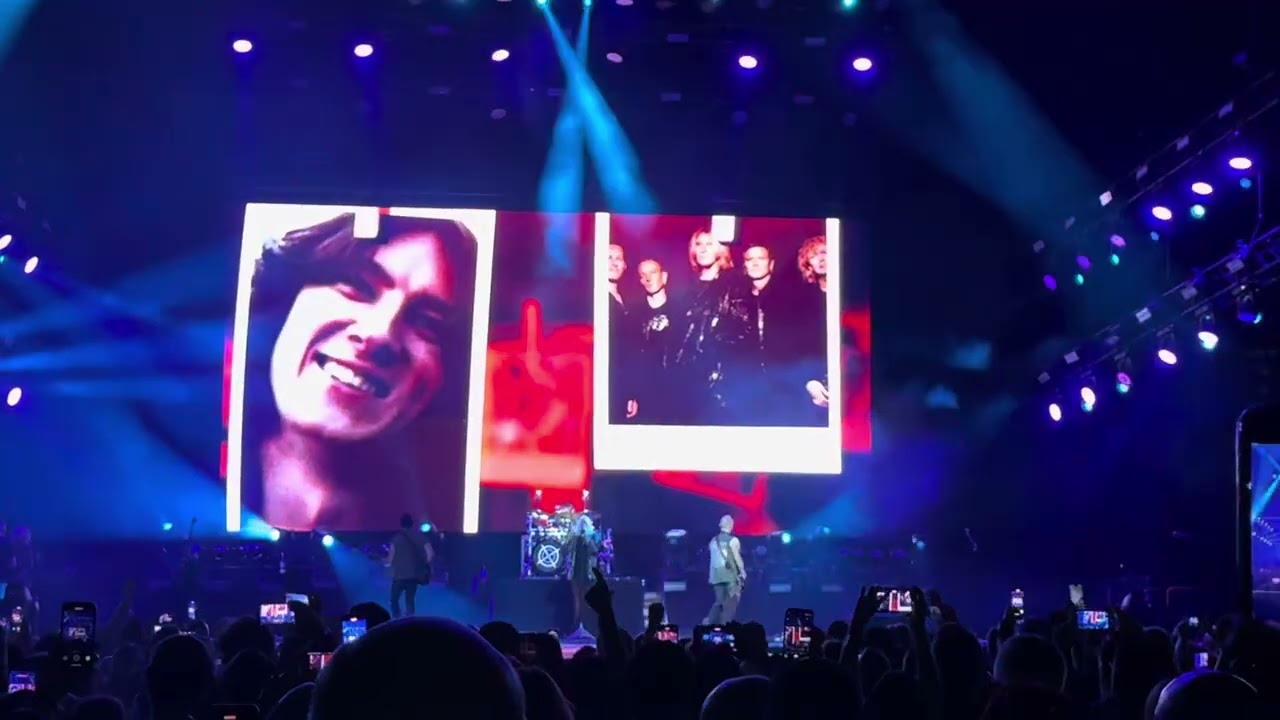 Def Leppard Rock Of Ages + Photograph live In Puerto Rico 2025
