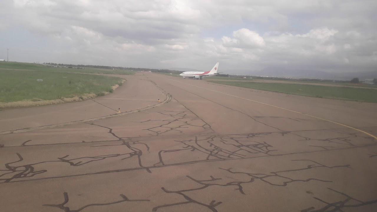 Alger / Bordeaux avril 2019 air Algérie Boeing 737 décollage aéroport houari boumediene