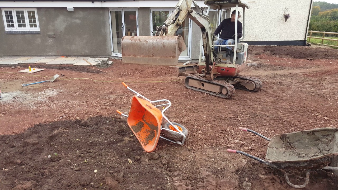 Warrior Wheelbarrow From Altrad Belle Going Through Site Testing With #Johnyboy