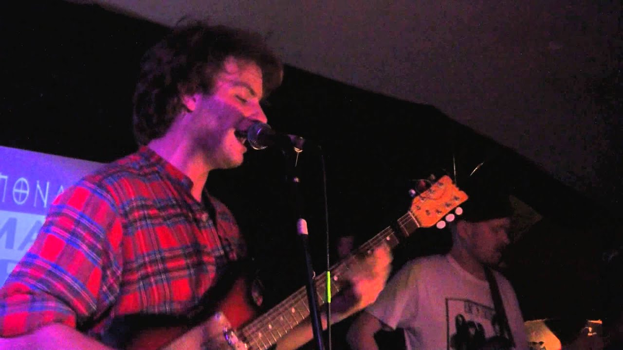 MAC DEMARCO - Freaking out the neighborhood (live Primavera Club) (8-12-2012)