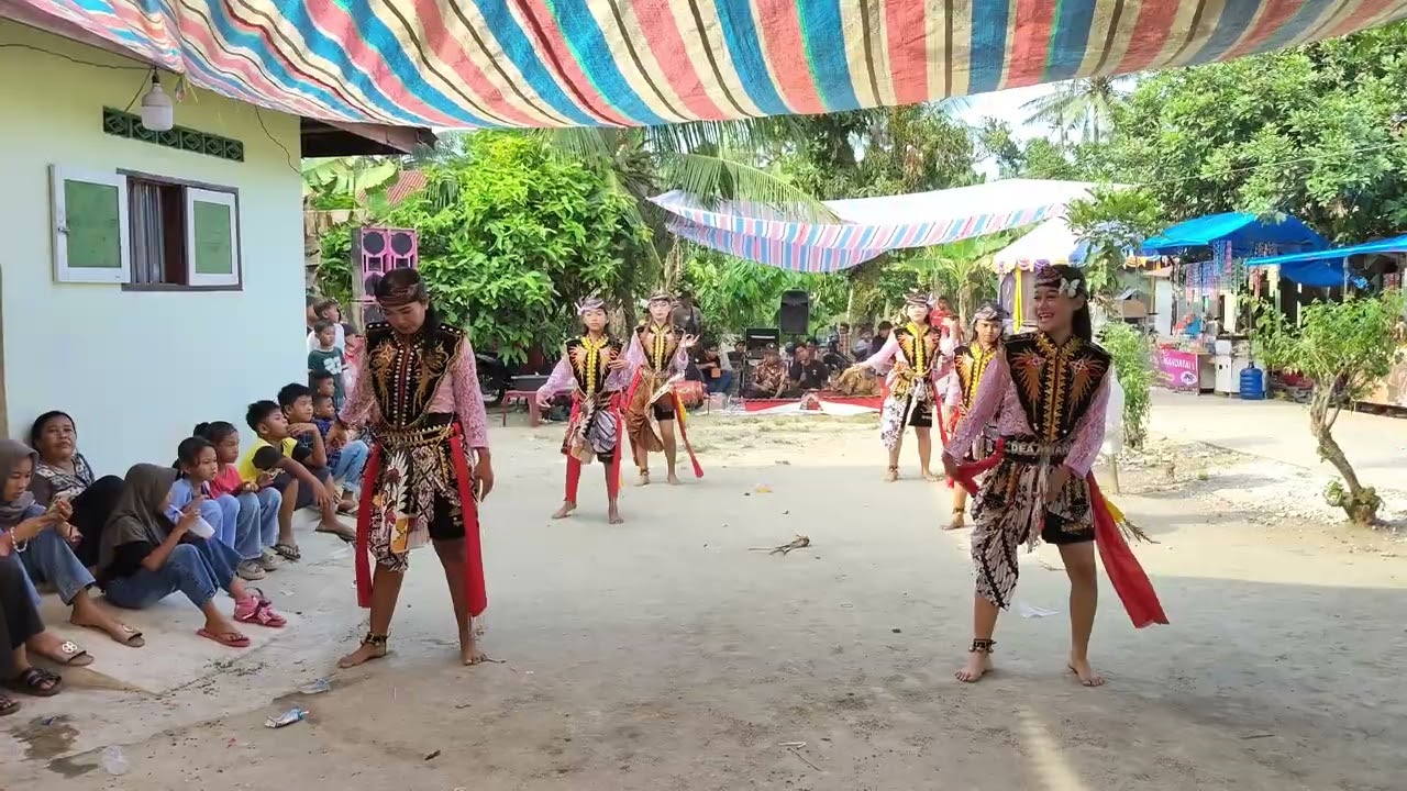 Tarian penjathil paguyuban putra Jawa😊. #subscribe #jaranan #jathilan 
