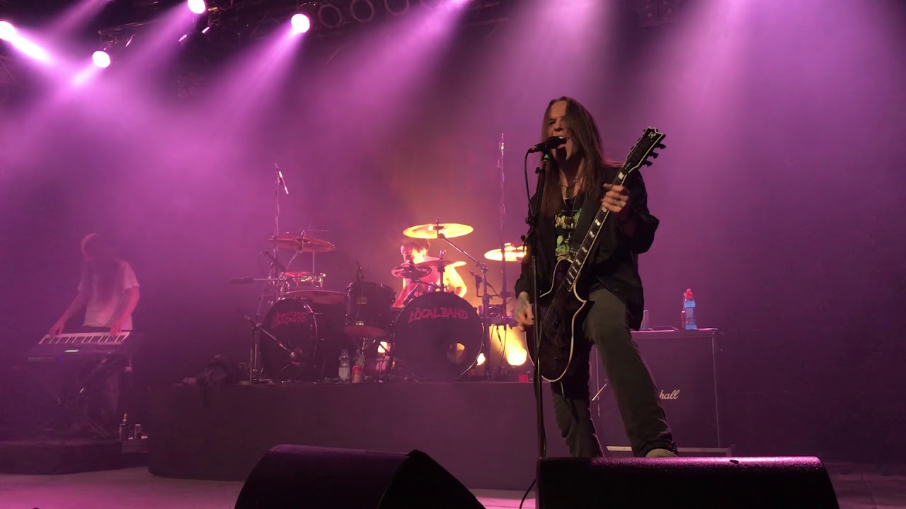 Local Band-Untouched(live in tampere-pakkahuone2.3.2018