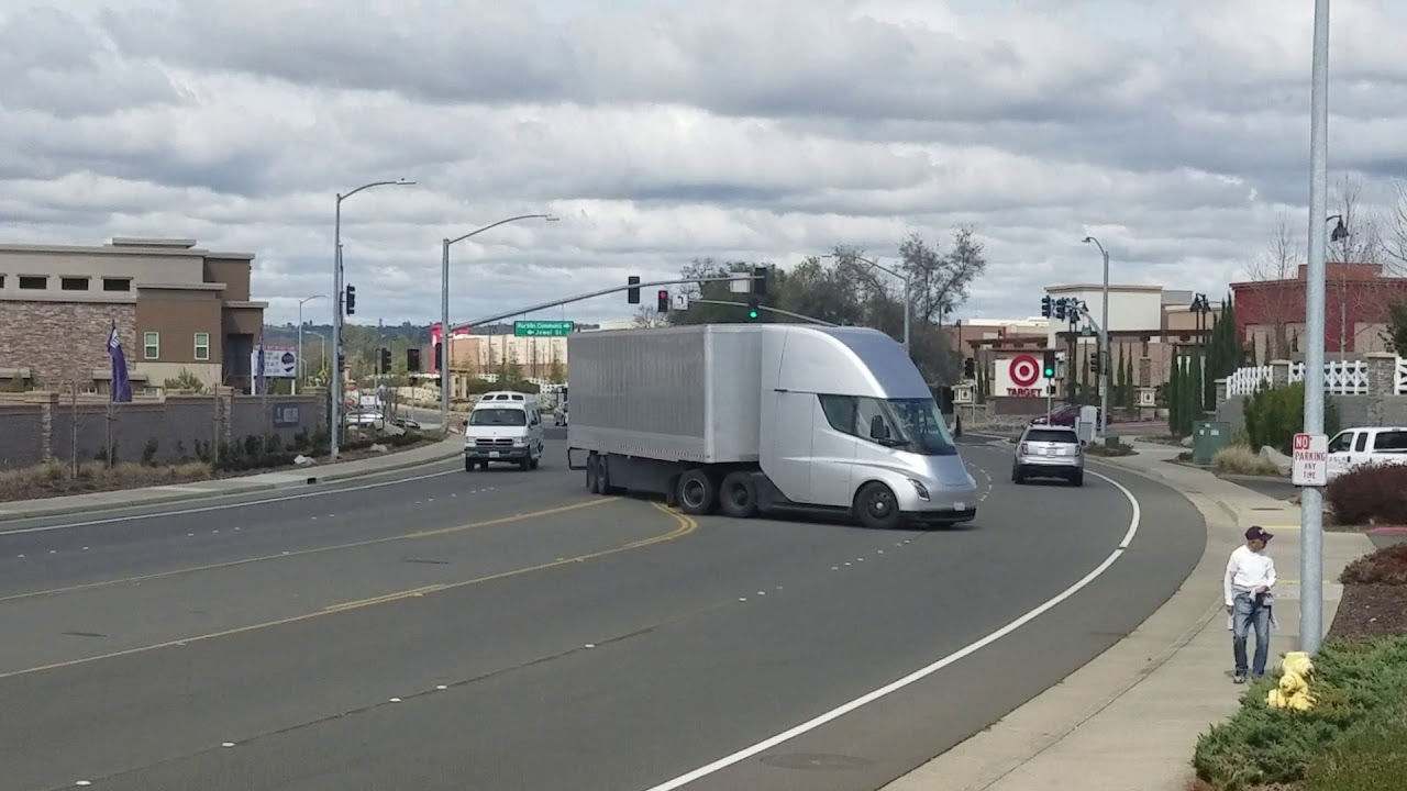 First Tesla Semi Haul stopping for a charge
