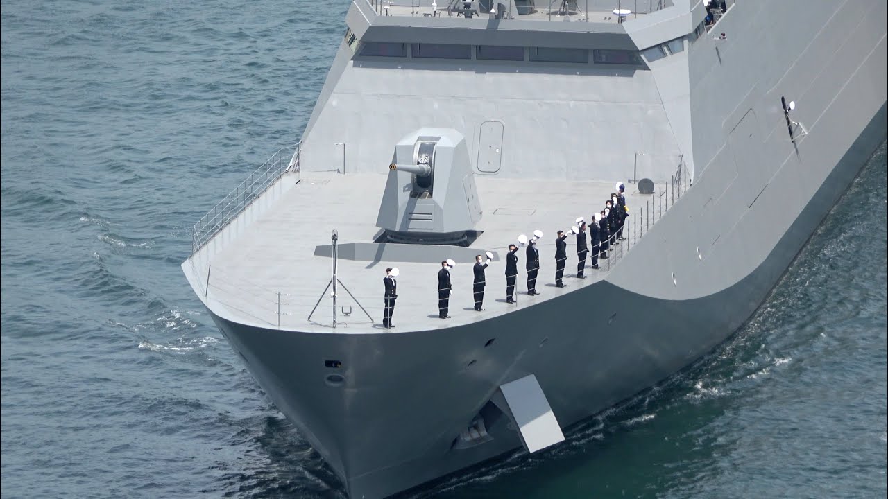 [4K]護衛艦もがみ就役・佐世保入港 - 海上自衛隊のもがみ型護衛艦の1番艦 FFM-1 JS MOGAMI - JMSDF Mogami-class frigate Commissioned（字幕）
