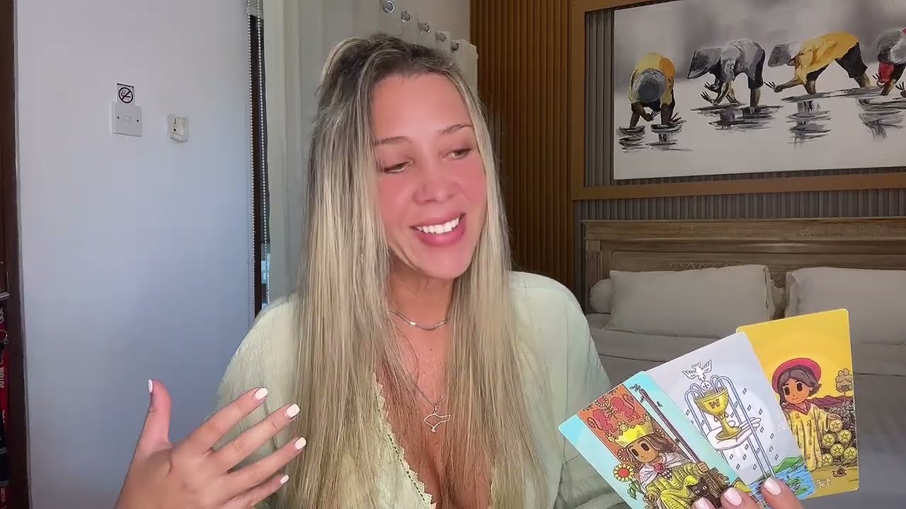 TOURO ♉️ A HORA DO CRUSH ❤️ Reconhecimento de vidas passadas. Olha para você com encanto e admiração