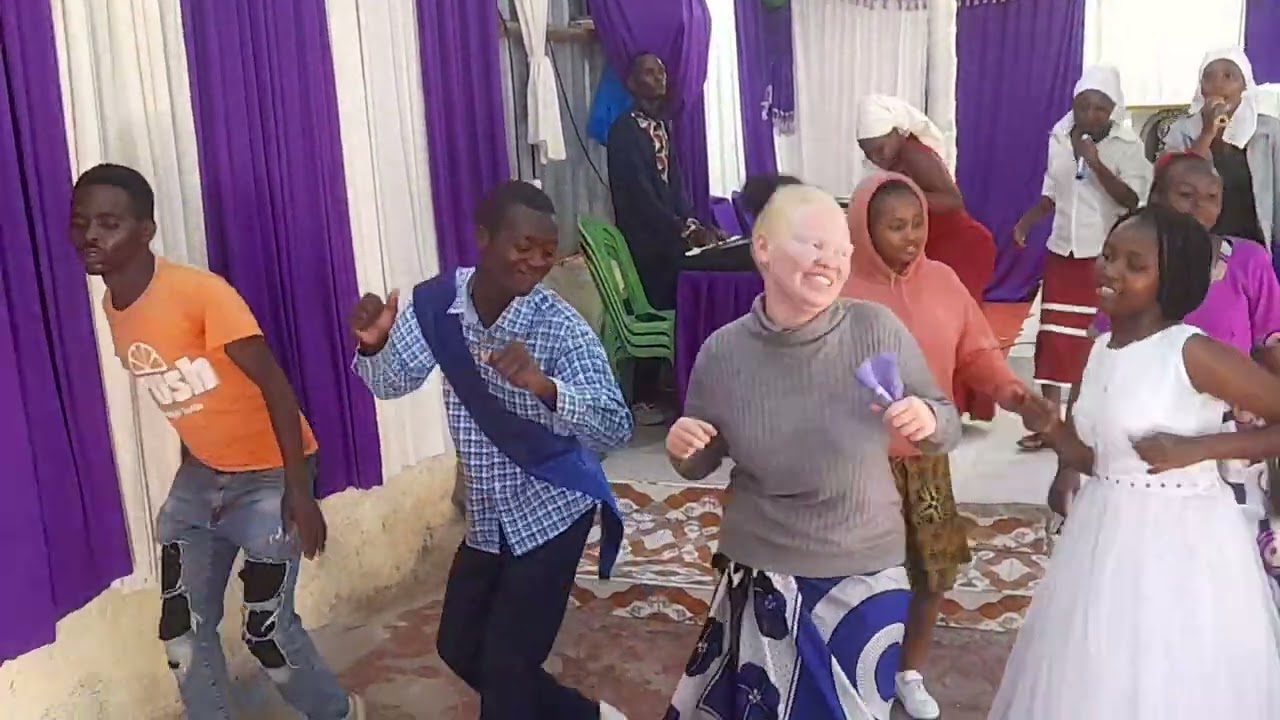 Sunday service Praise 4.1.26