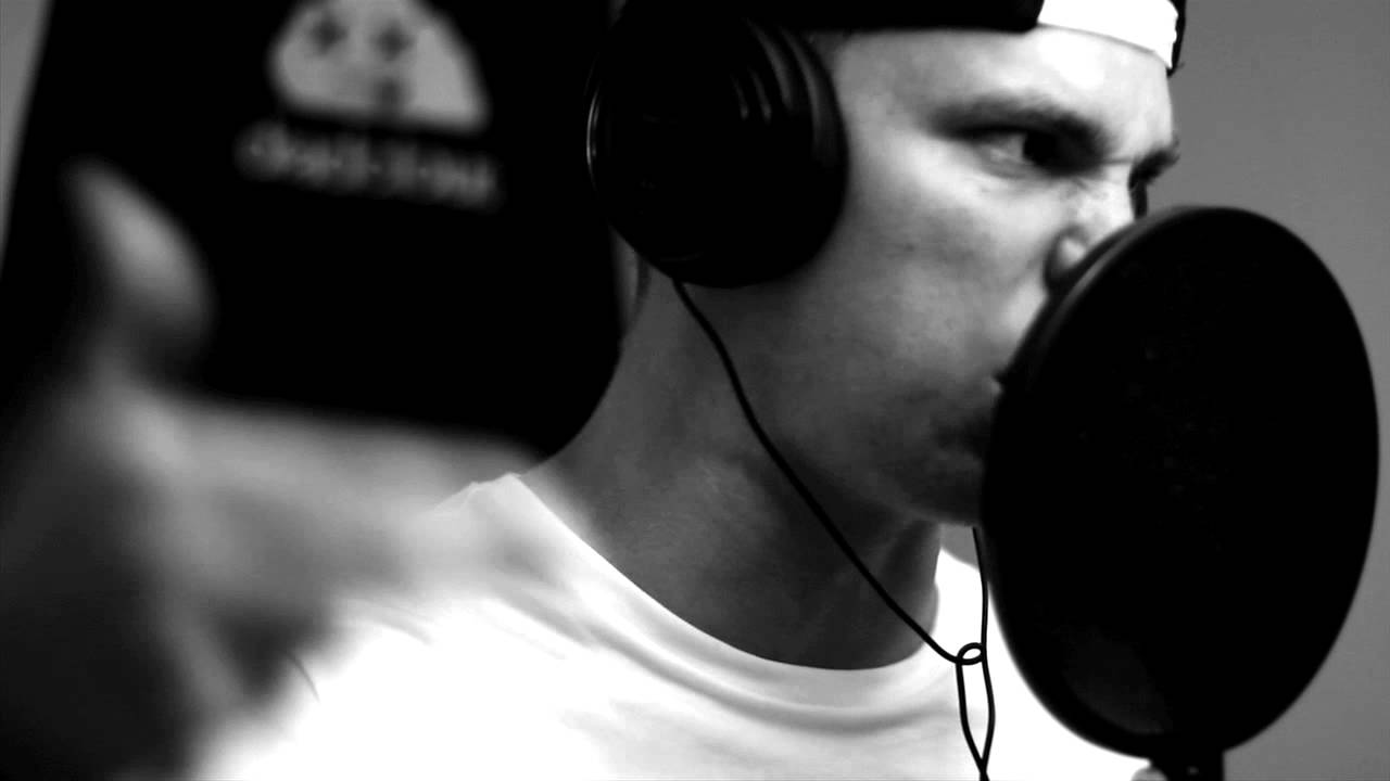 deadcloud: s dot samuel - 2 hands 3 shanks (Freestyle)