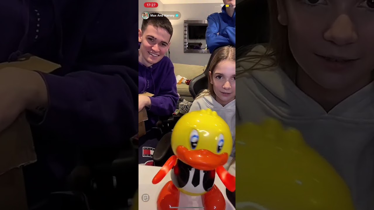 Max and Harvey TikTok live 31/12/24