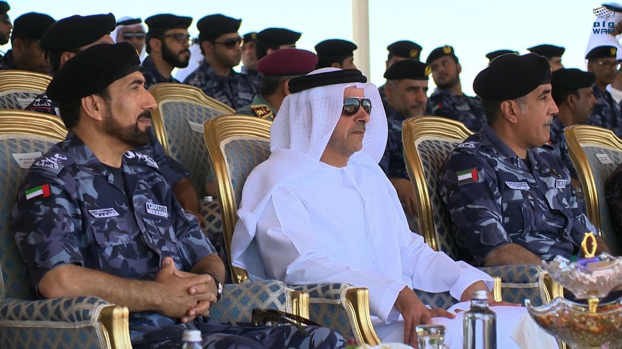 سيف بن زايد يشهد تمرين 