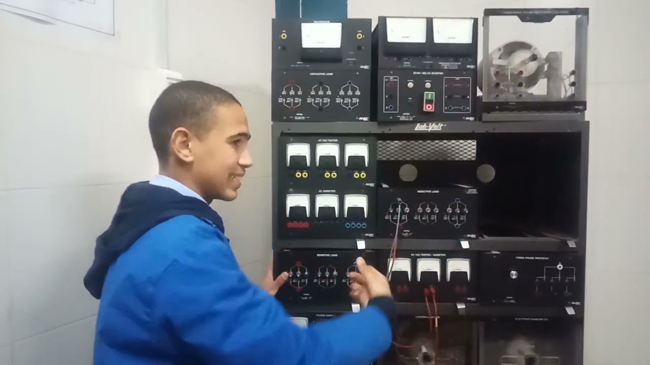 معمل اساسيات الهندسة الكهربية للصف الأول