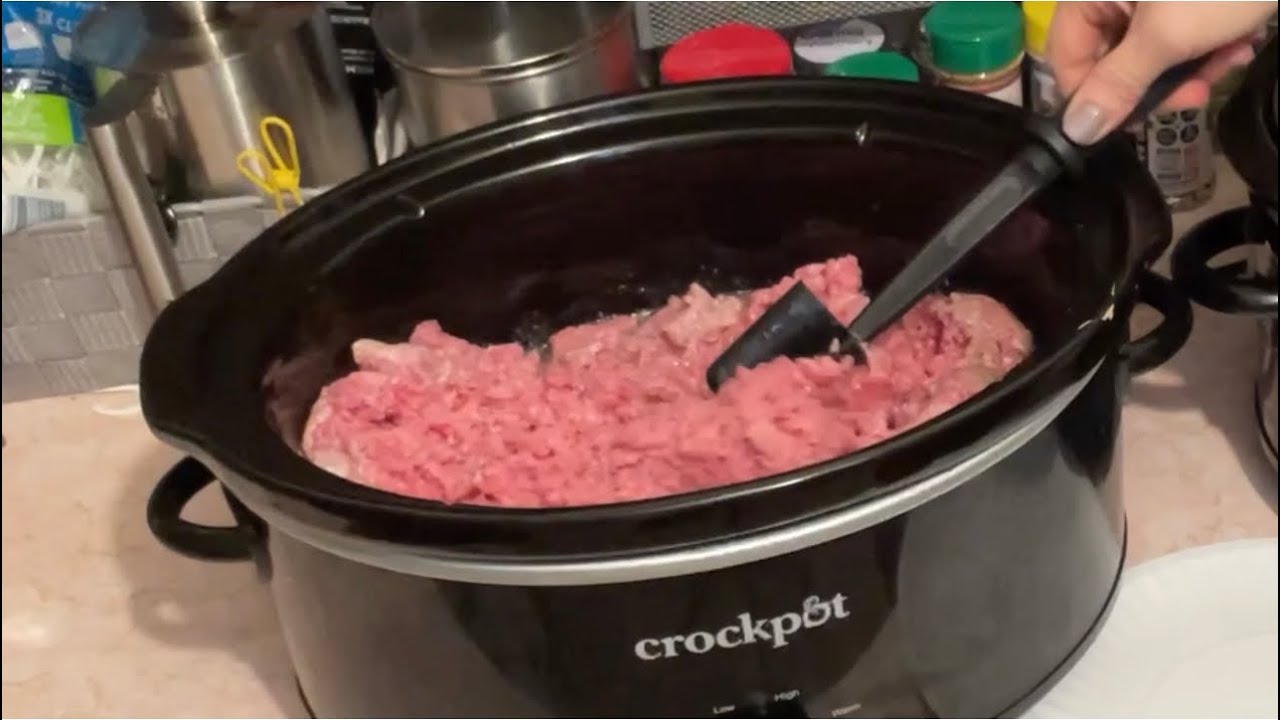 Приготовление блюда из говяжьего фарша в горшочке для мясоедов и кето-диеты