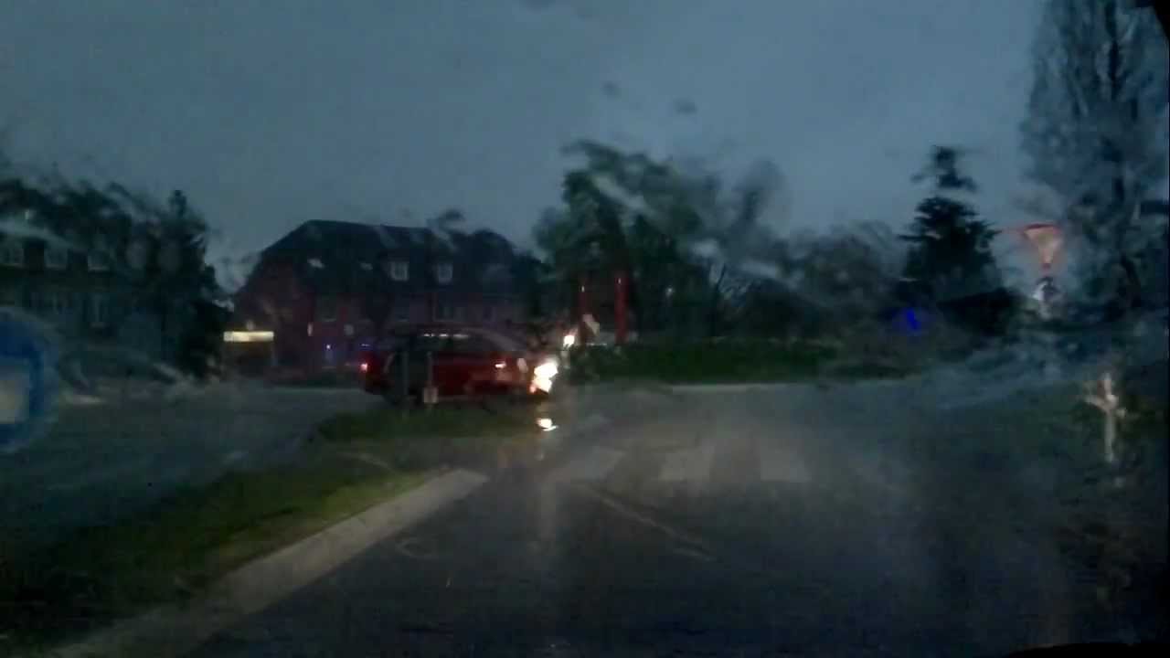 Gewitter über Lahr/Schwarzwald am 03.04.2012