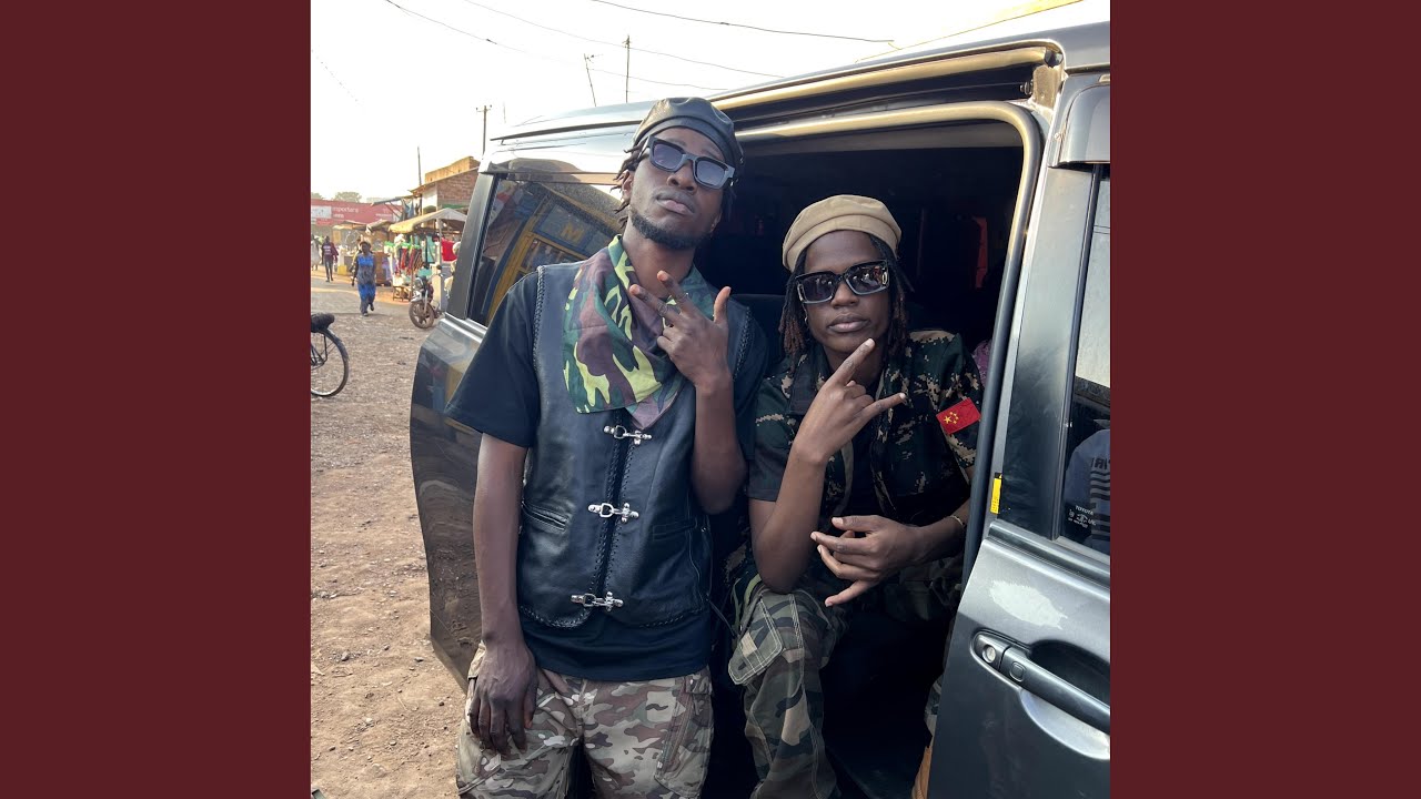Soloboka (feat. Mad King)