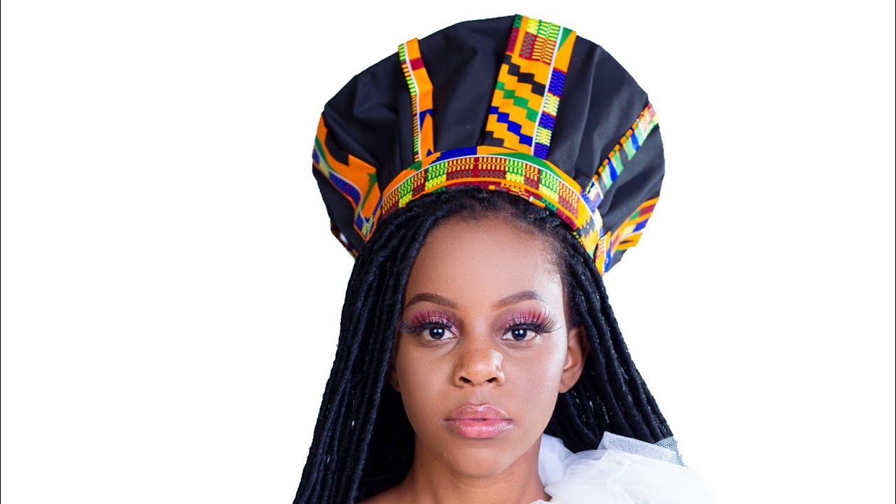 How to make a Zulu hat/isicholo||DIY South African traditional hat||Rumonda s hat black panther