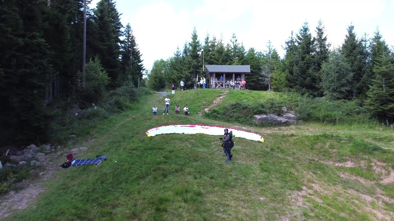 Enztalflieger Bad Wildbad Gleitschimflug vom Oststartplatz -  Auchhalder Kopf am Sommerberg