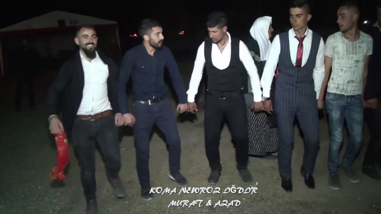 Şok şok şok D&uuml;nyanın konuştuğu Halay kralı MURAT &Ouml;ZSULAR  Iğdır tecno halay KOMA NEWROZ g&uuml;zel halay