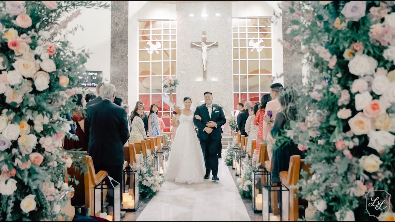 TikTok Dance Couple | Coles Garden Vietnamese Wedding