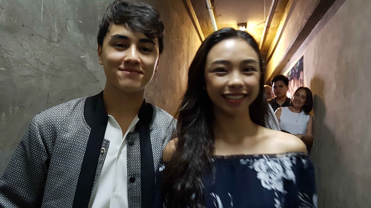 Edward Barber Niyakap ng Mahigpit si Maymay Entrata Matapos Ang Screening ng 