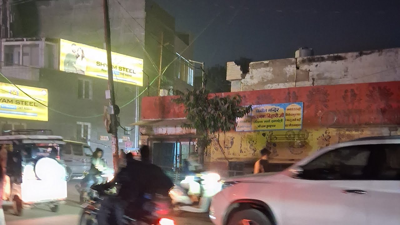 श्रीधाम वृंदावन पावन भूमि से परिक्रमा लाइव Live