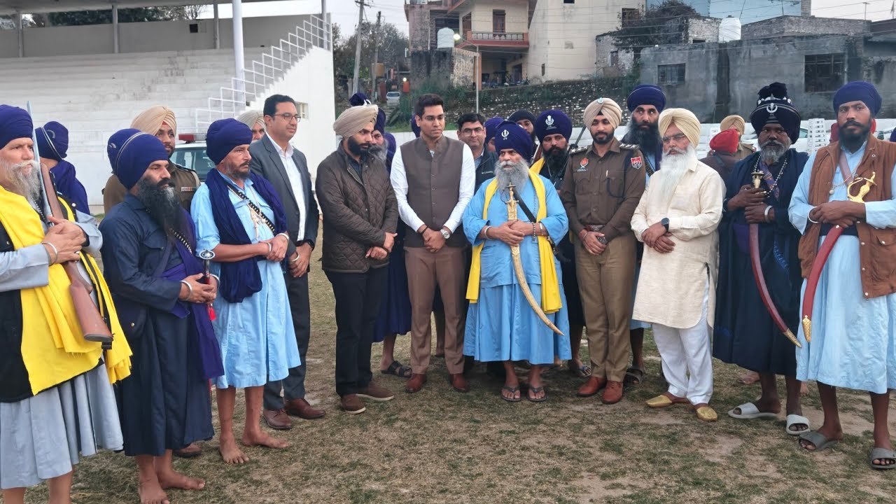 ਹੋਲੇ ਮਹੱਲੇ ਨੂੰ ਲੈ ਕੇ ਨਿਹੰਗ ਮੁਖੀ ਬਾਬਾ ਬਲਵੀਰ ਸਿੰਘ 96 ਕਰੋੜੀ ਨੇ ਜਿਲਾ ਪ੍ਰਸ਼ਾਸਨ ਨਾਲ ਕੀਤੀ ਅਹਿਮ ਮੀਟਿੰਗ