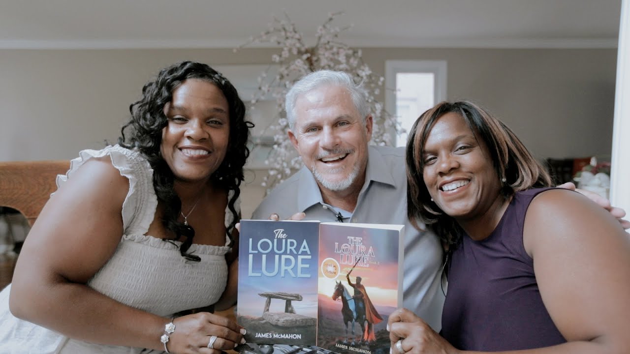 Meet author Jamie McMahon Part 1/3: The Loura Lure Trilogy & Writing Advice 📖 🖊️