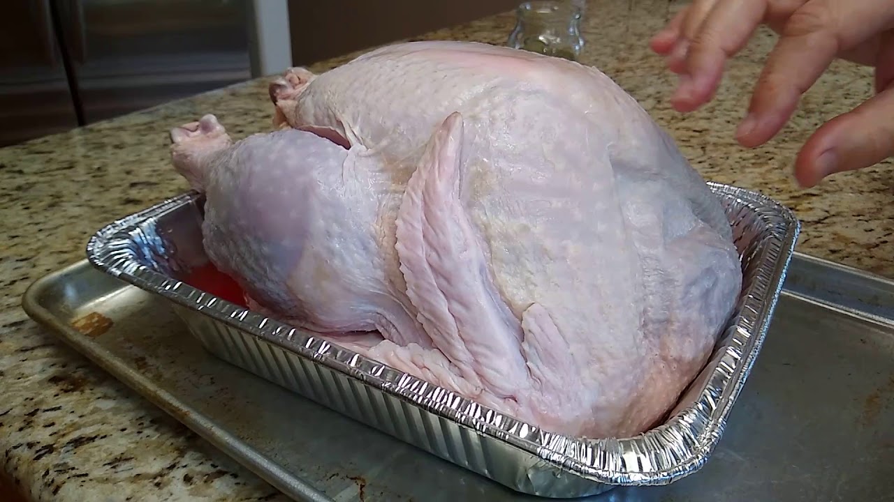 Store Bought Turkey Giblets Innards Guts Offal Removal - Basic Culinary Techniques - Holiday Cooking