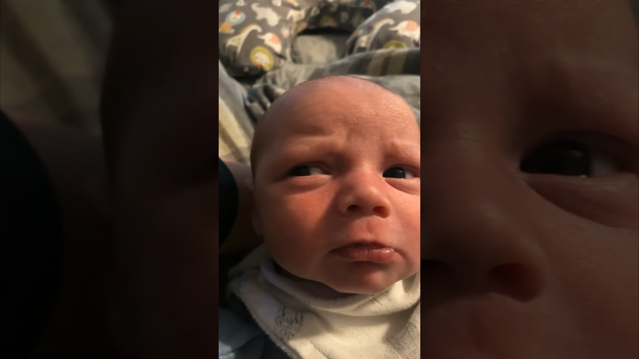 This baby was giving his mom the side eye 😂