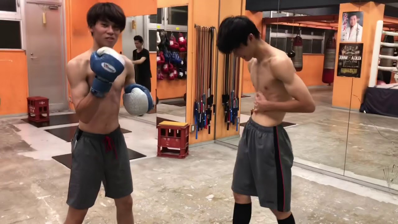 八王子中屋ボクシングジム ボディを鍛える