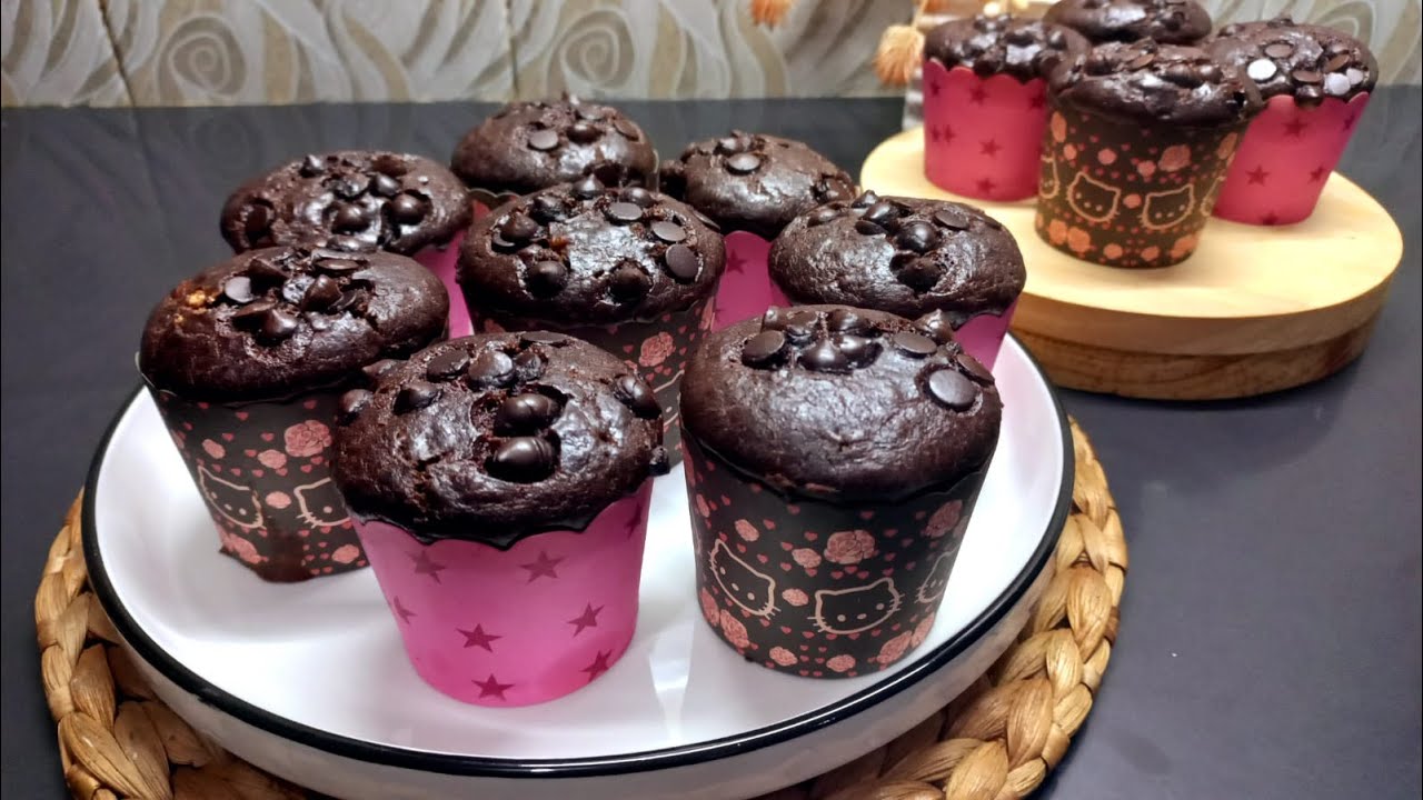CARA MEMBUATNYA SIMPLE CUMA DIADUK-ADUK AJA SUDAH JADI MUFFIN BANANA CHOCOLATE SEENAK INI