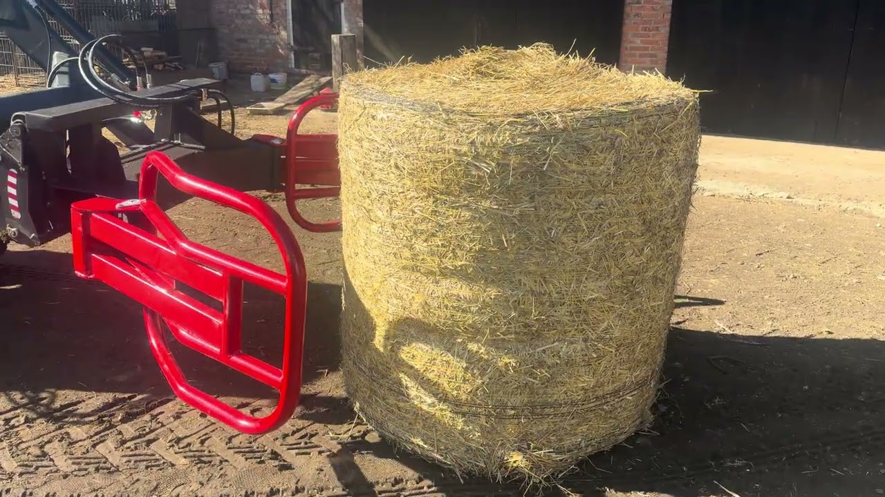 Montaż ladowacza czołowego WOL-MET  przez firmę AgroMont Wiktor  Nowy nabytek w 2026 do Ursus c 360