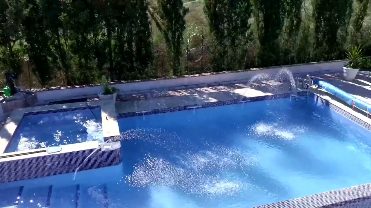CE2556 DRON