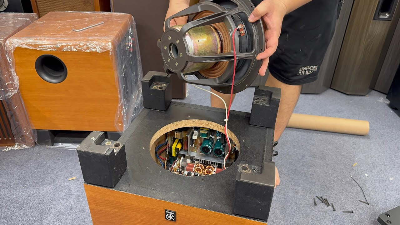 Nhiều hàng về Những con sub và loa bose lên đường gửi tới quý khách hàng!