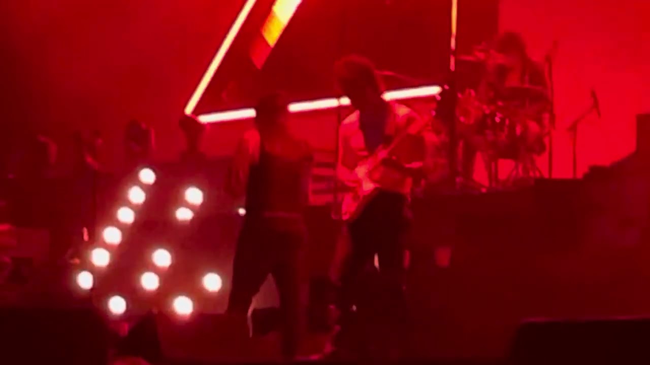 The Strokes - [live @ Rock En Seine, Paris 27-08-23]