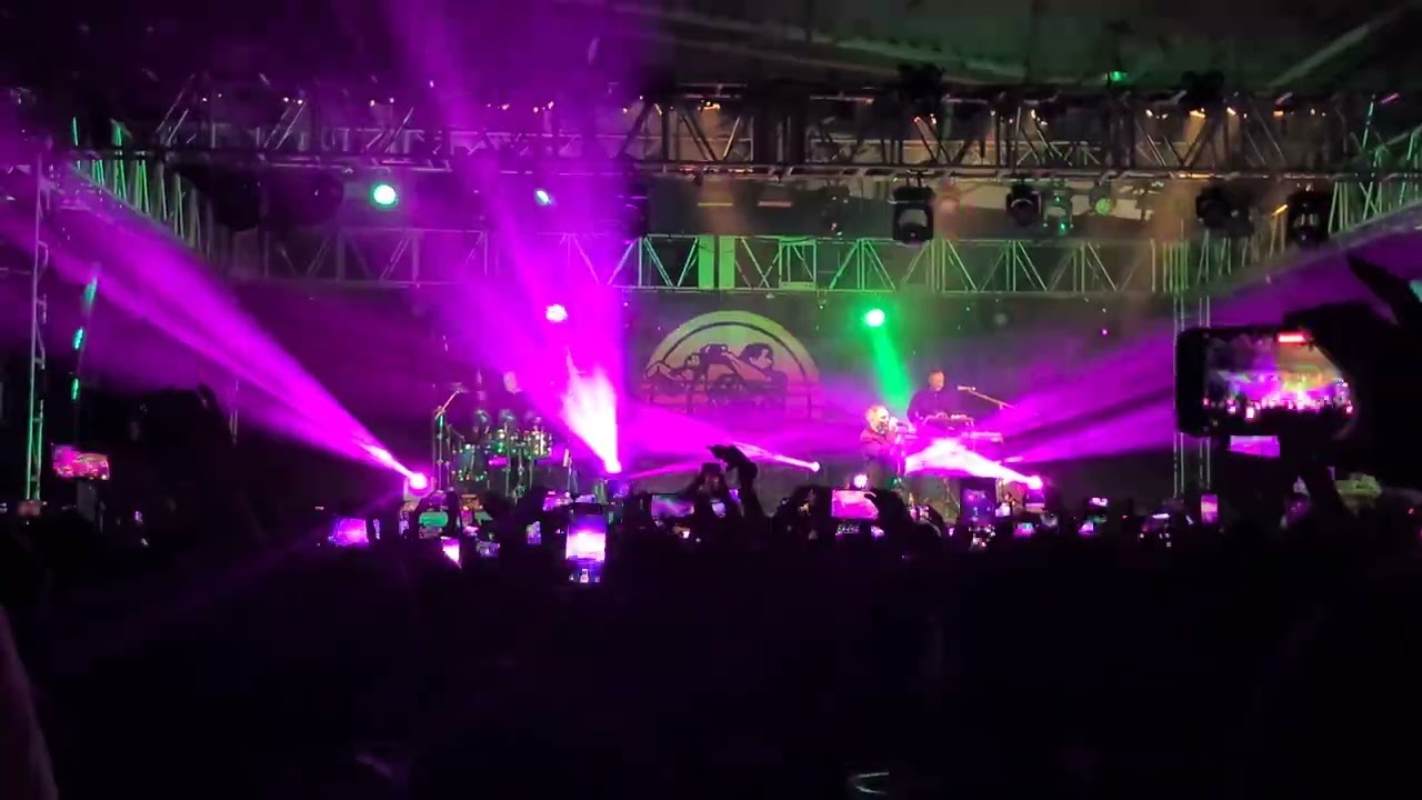 and one ,- military fashion show, México 2024