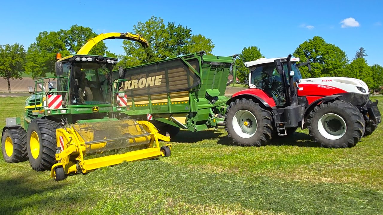 John Deere 7980 i Grassilage am Berg mit Deutz TTV 620 & Steyr 6185 CVT & Case CS 130 in Bayern 2025