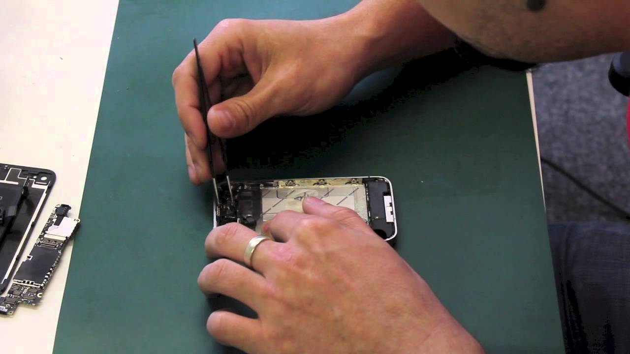 iPhone 4S Power Button Repair - Lovefone, London
