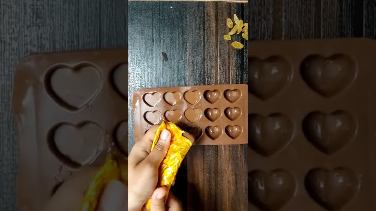 Heart Shape Chocolate Recipe | Heart Chocolate in 2 Minutes | Dryfruit Chocolate Recipe | #shorts