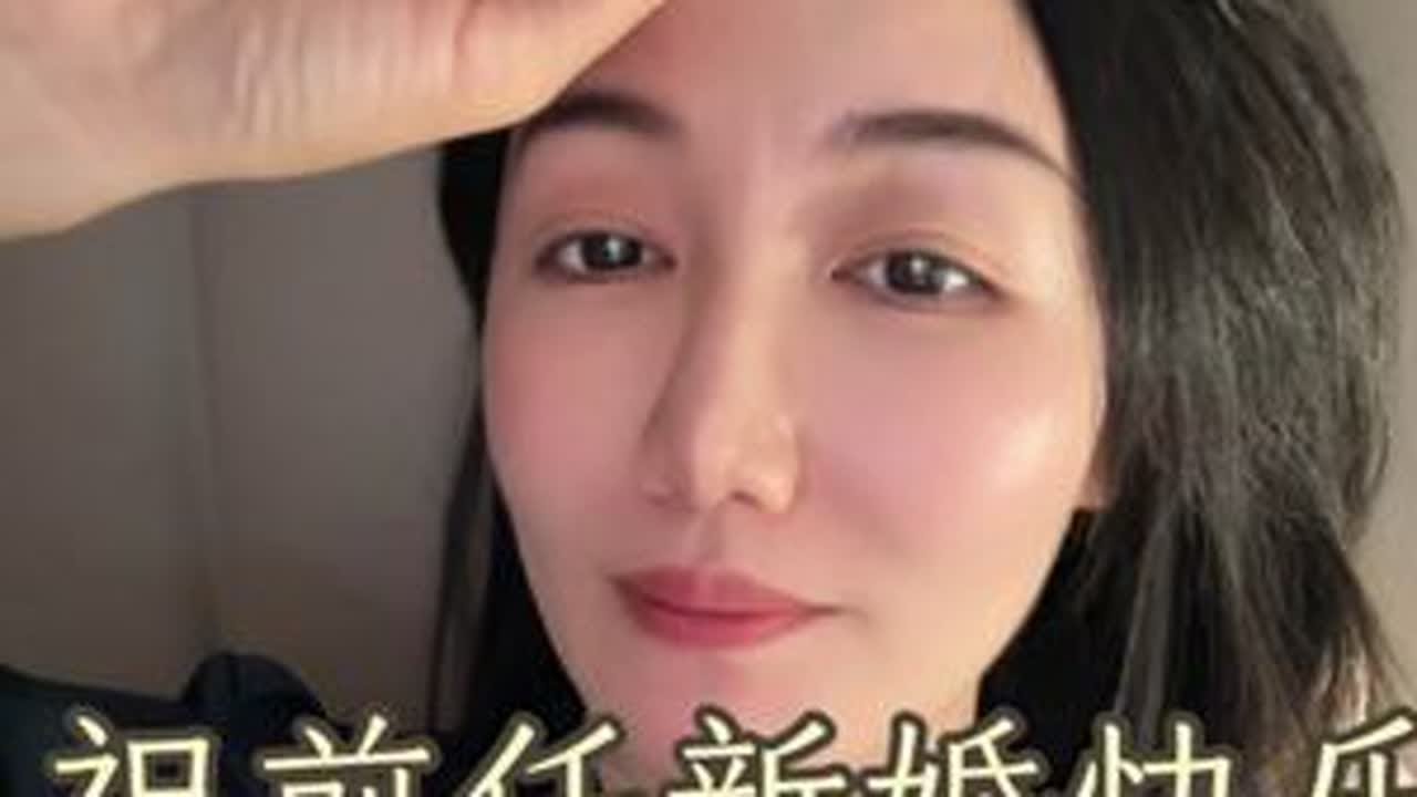 前任你好，你不小心把你的婚礼照片存进我的网盘里了，祝你新婚快乐，另外请你把相机还给我哈。