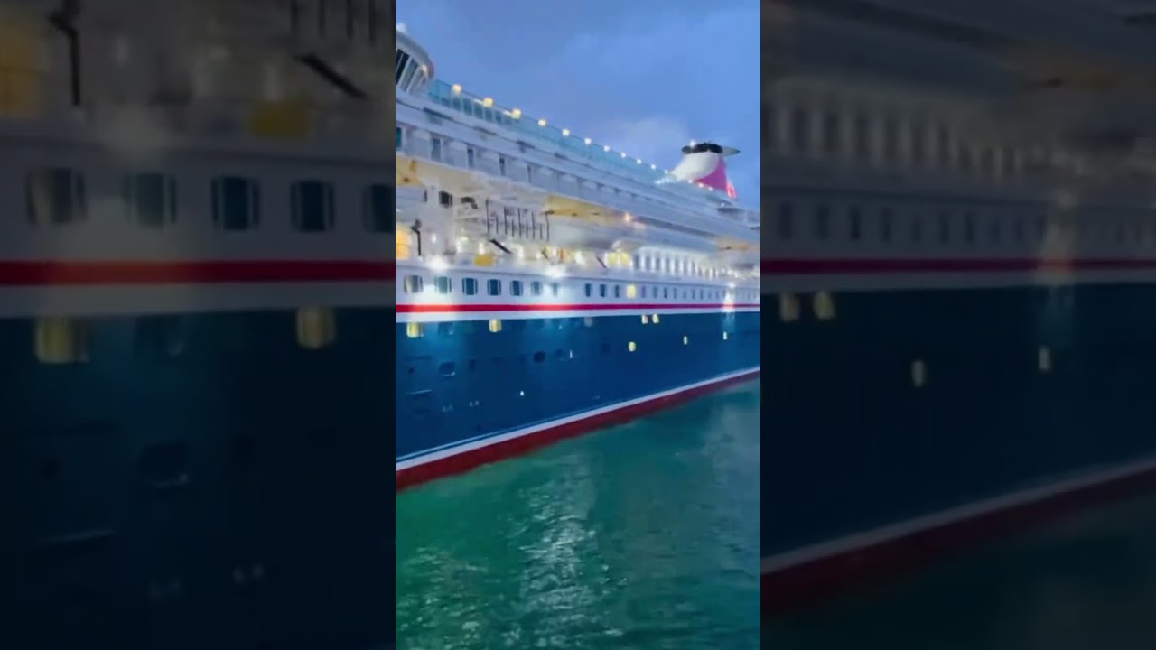 Fred olsen  cruise sailing from port