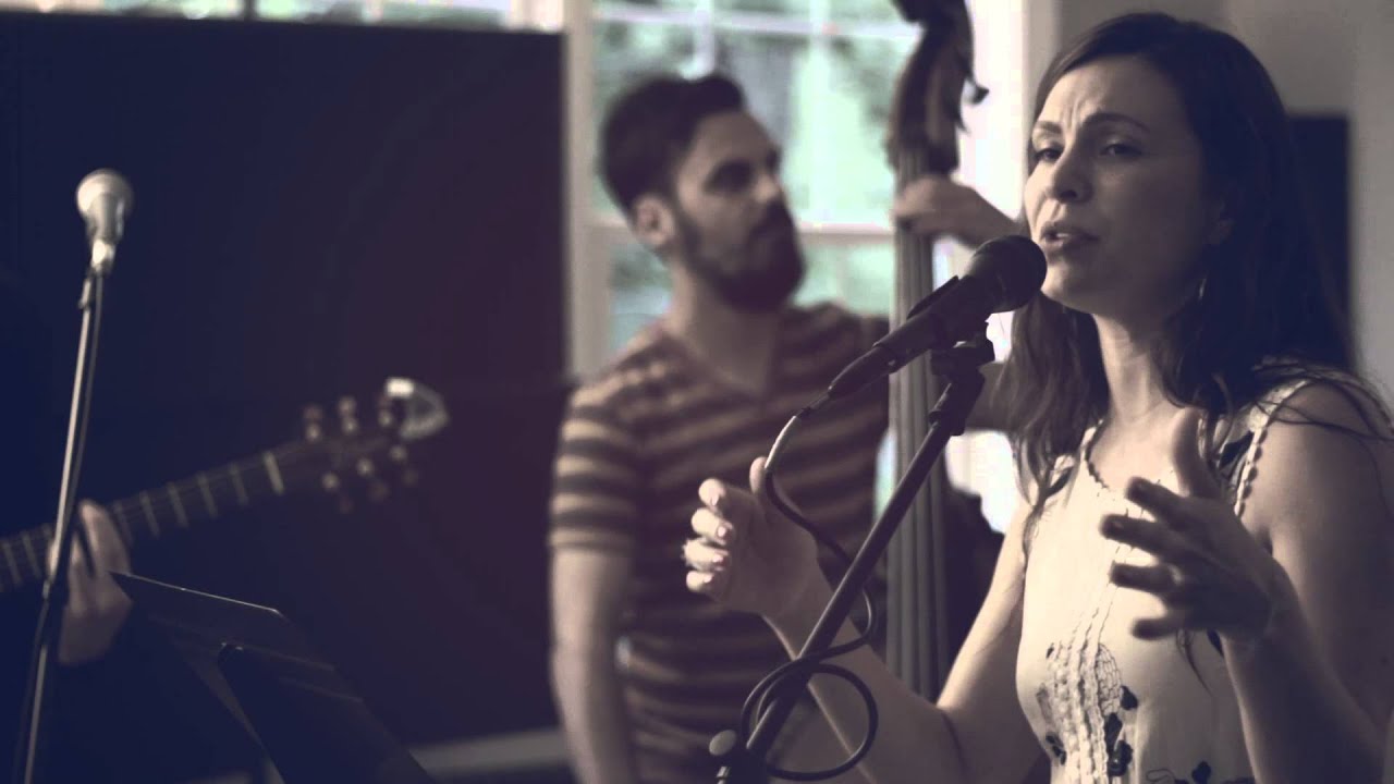 Jessi Teich | The Haunting | Blue Heron Studio Session